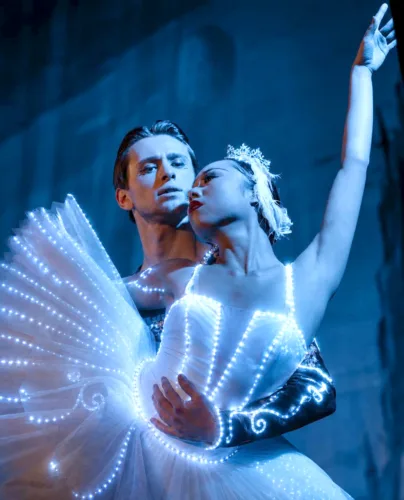 Swan Lake: Symphony of Lights Coming to Capitol